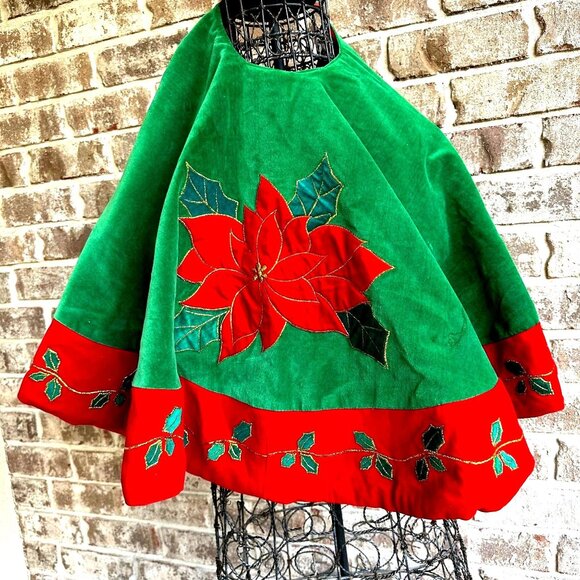VTG Poinsettia Christmas Tree Skirt Red Green Holly Embroidered Flower L… - Picture 2 of 12
